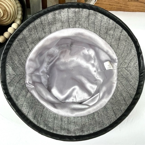 Vintage 90s Pinstripe Bucket Hat Wool Blend Faux Leather Trim Rhinestone Detail - Picture 7 of 9